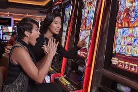 Ilustrasi slot neon dalam hiburan digital